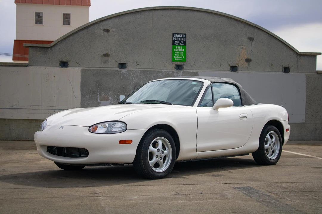 1999 Mazda NB MX-5 Miata - Image 11 of 31