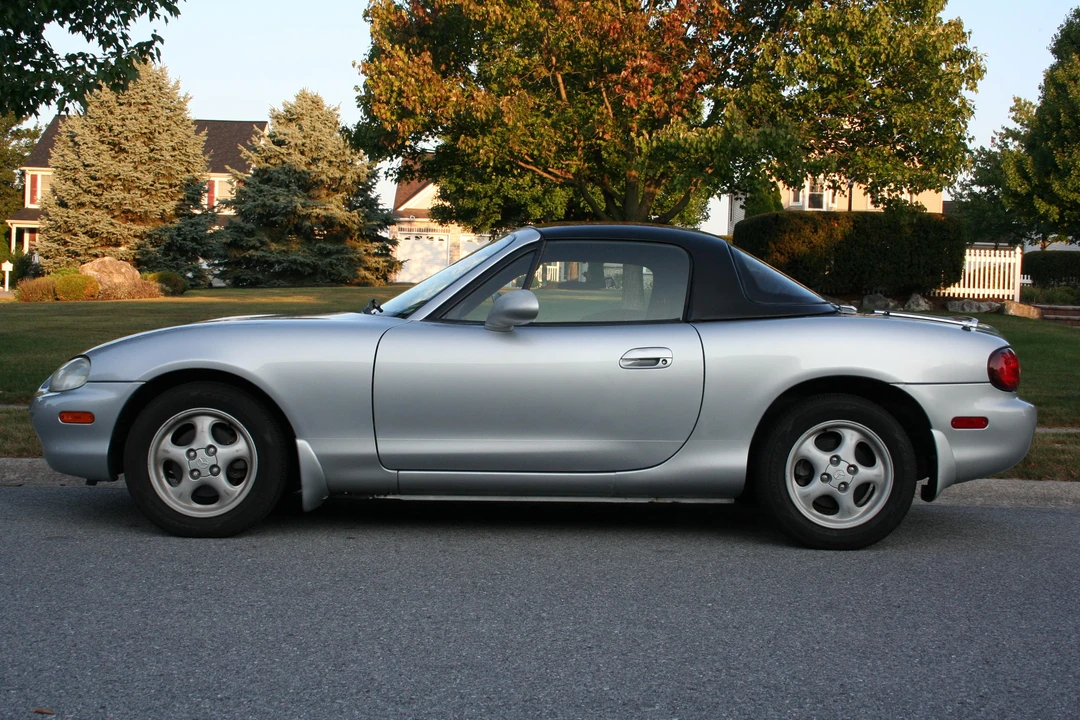 1999 Mazda NB MX-5 Miata - Image 20 of 31