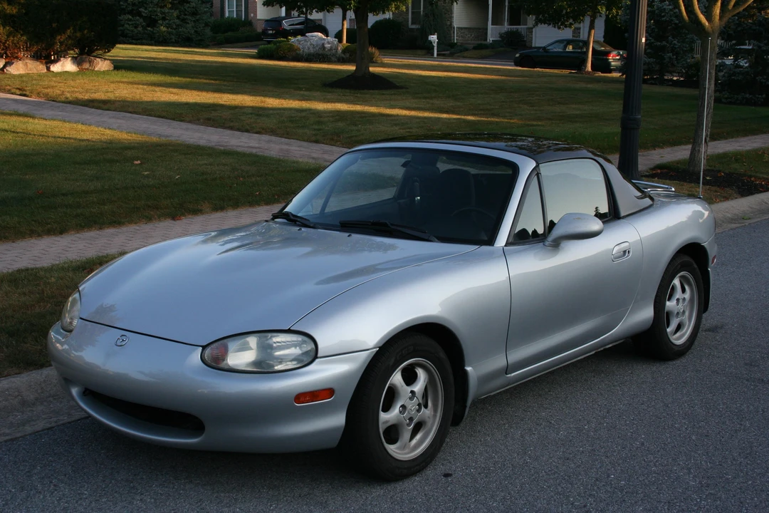 1999 Mazda NB MX-5 Miata - Image 17 of 31