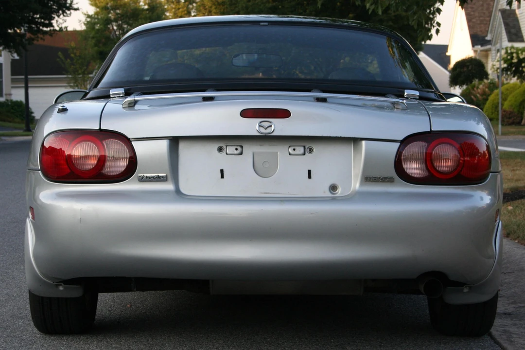1999 Mazda NB MX-5 Miata - Image 5 of 31