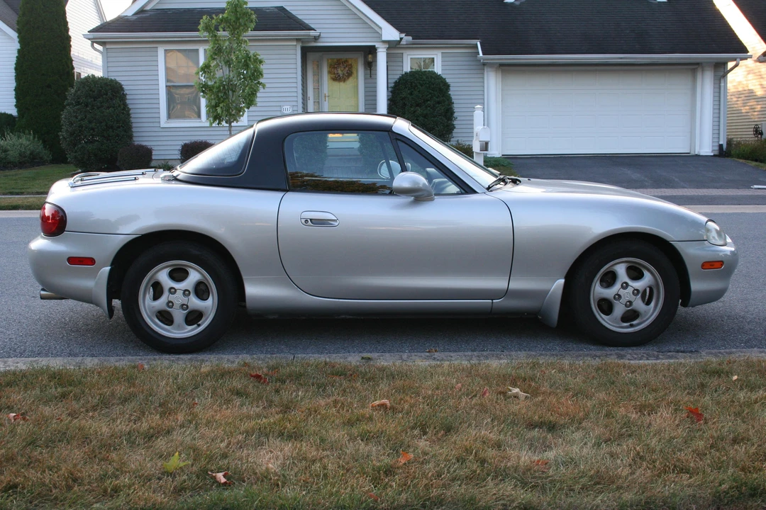 1999 Mazda NB MX-5 Miata - Image 23 of 31