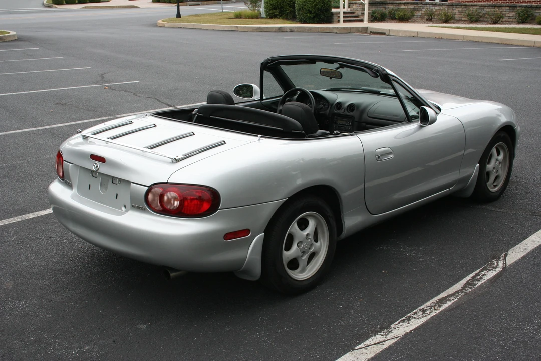 1999 Mazda NB MX-5 Miata - Image 12 of 31