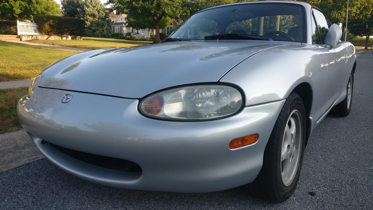 1999 Mazda NB MX-5 Miata - Image 16 of 31