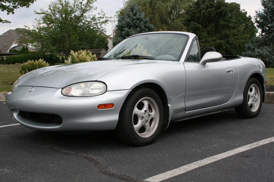 1999 Mazda NB MX-5 Miata - Image 8 of 31