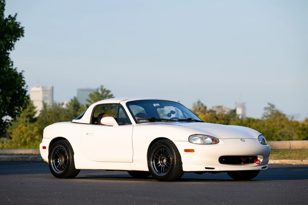 1999 Mazda NB MX-5 Miata - Image 17 of 31