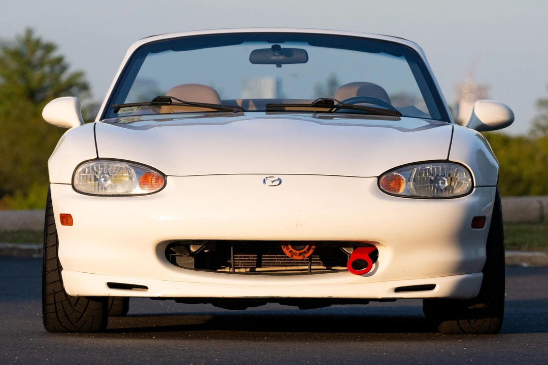 1999 Mazda NB MX-5 Miata - Image 2 of 31