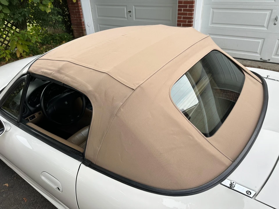 1999 Mazda NB MX-5 Miata - Image 19 of 31