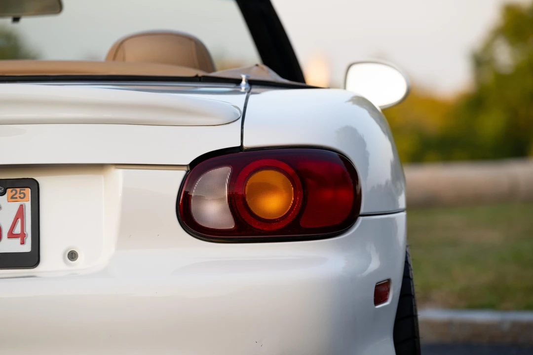 1999 Mazda NB MX-5 Miata - Image 23 of 31