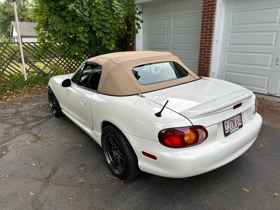 1999 Mazda NB MX-5 Miata - Image 13 of 31