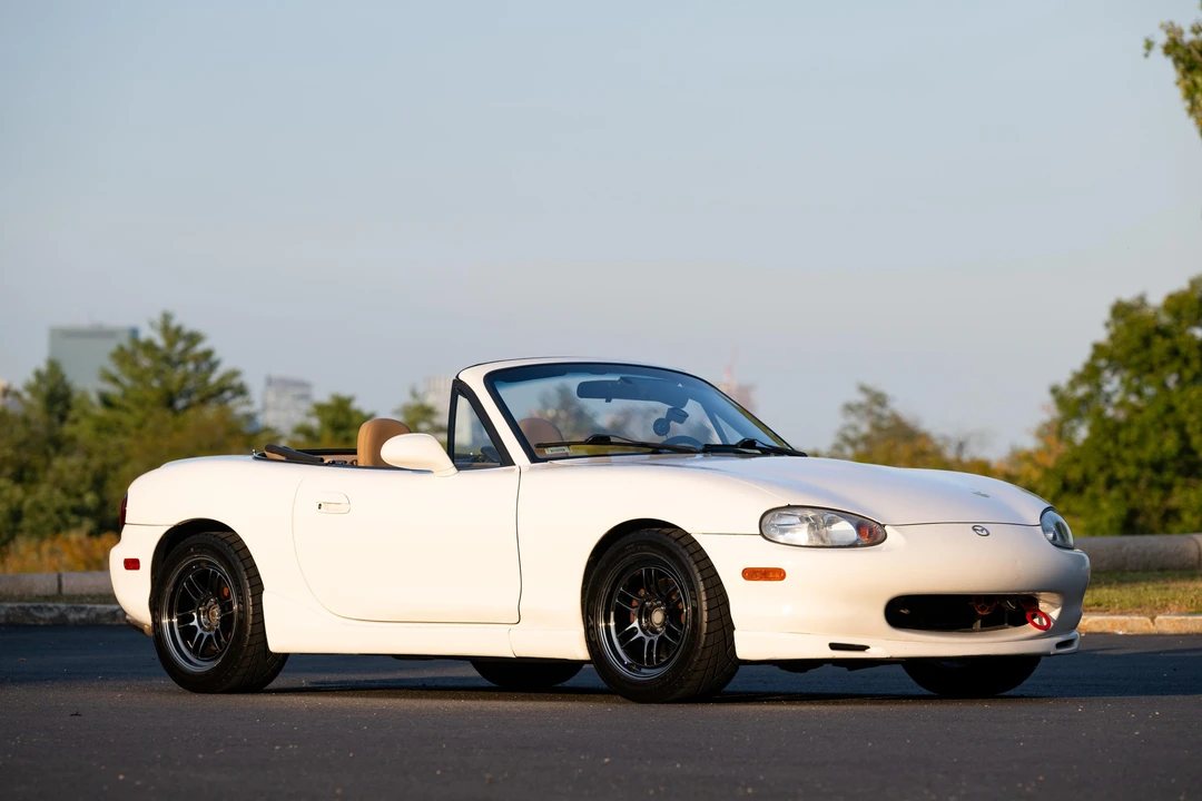 1999 Mazda NB MX-5 Miata - Image 11 of 31