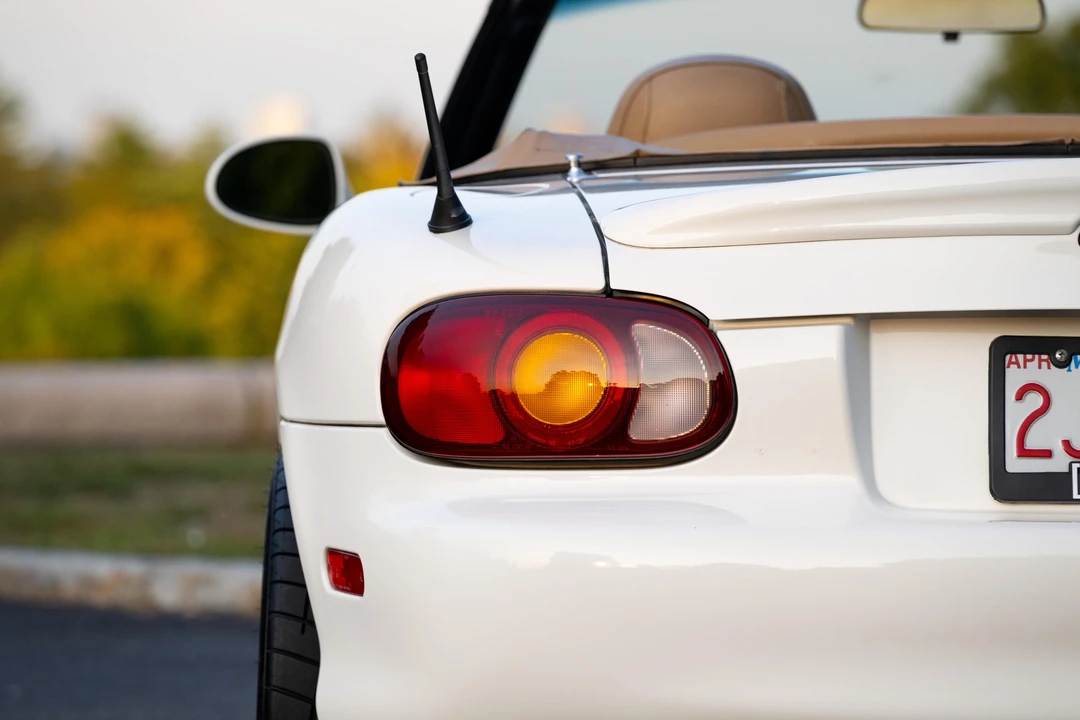 1999 Mazda NB MX-5 Miata - Image 22 of 31
