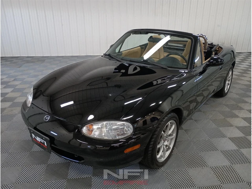 1999 Mazda NB MX-5 Miata - Image 5 of 31