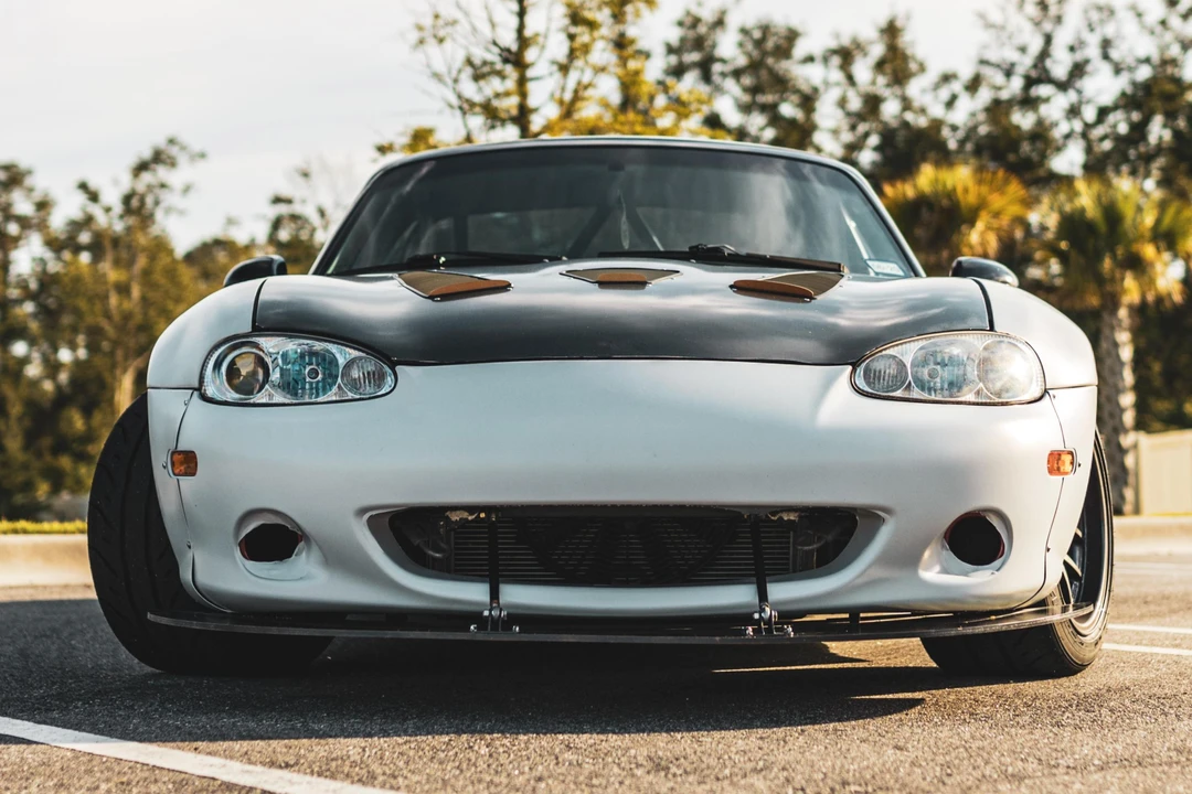 1999 Mazda NB MX-5 Miata - Image 2 of 31