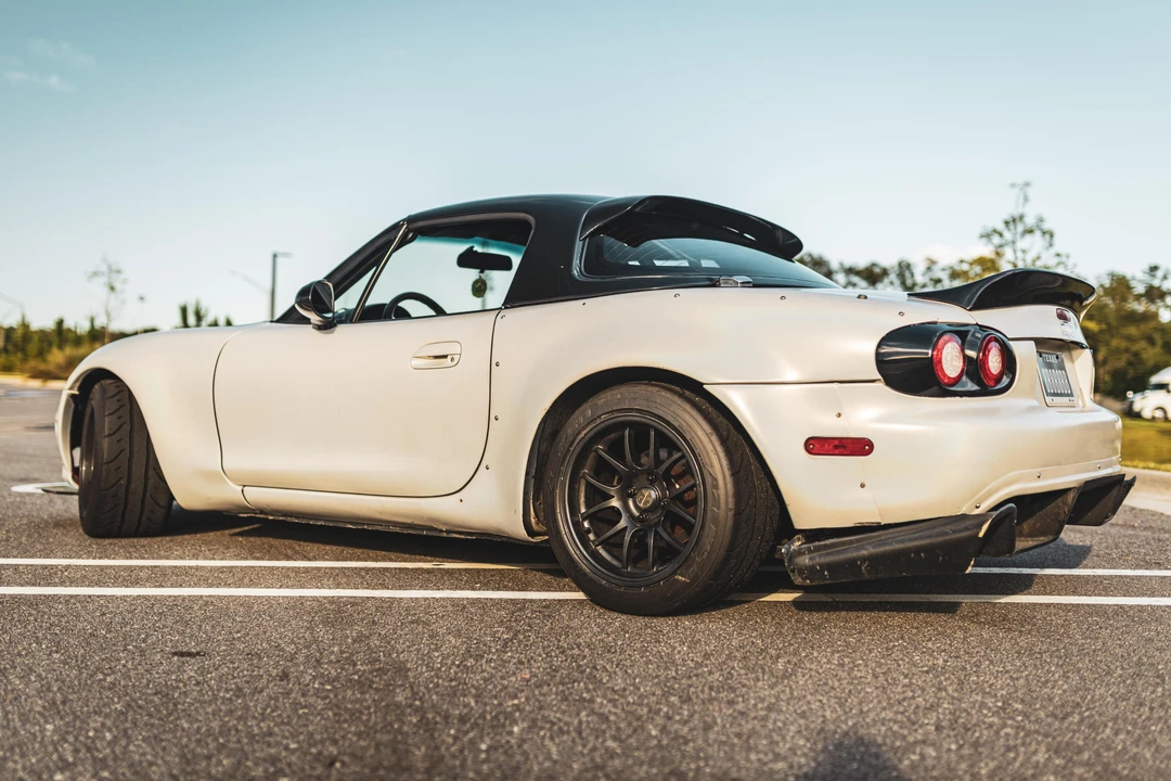 1999 Mazda NB MX-5 Miata - Image 4 of 31