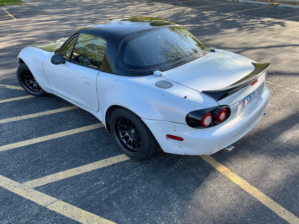 1999 Mazda NB MX-5 Miata - Image 21 of 31