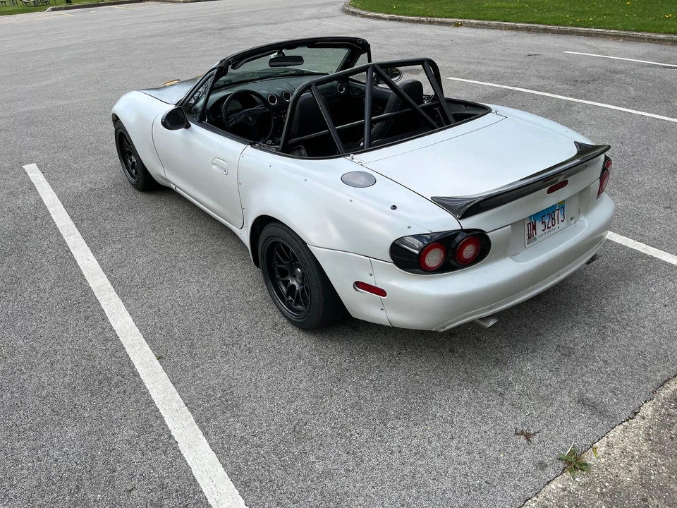 1999 Mazda NB MX-5 Miata - Image 11 of 31