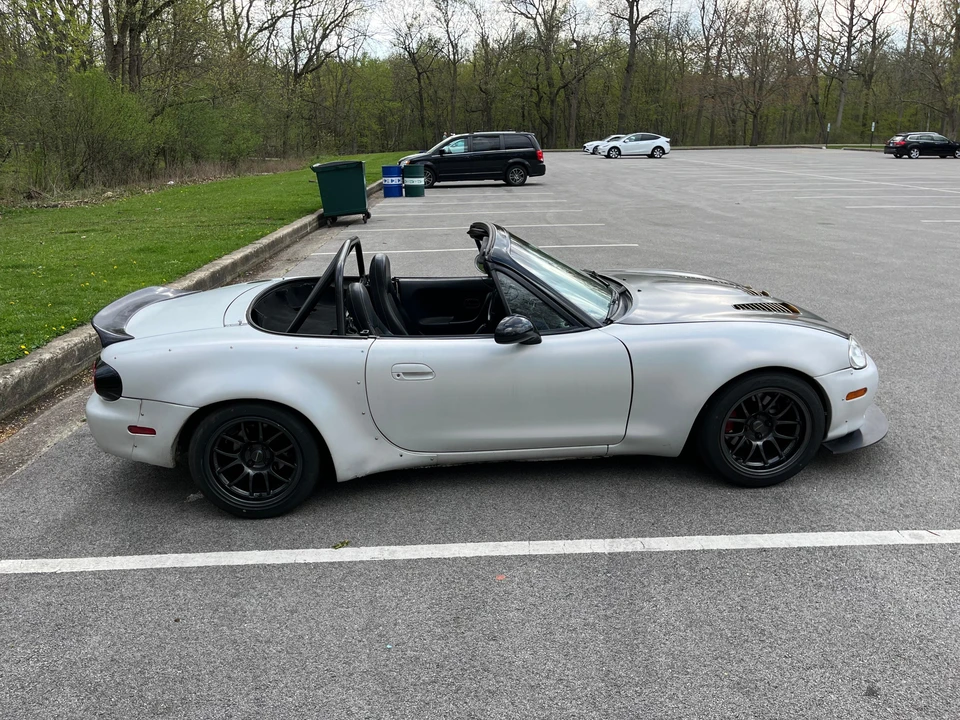 1999 Mazda NB MX-5 Miata - Image 17 of 31
