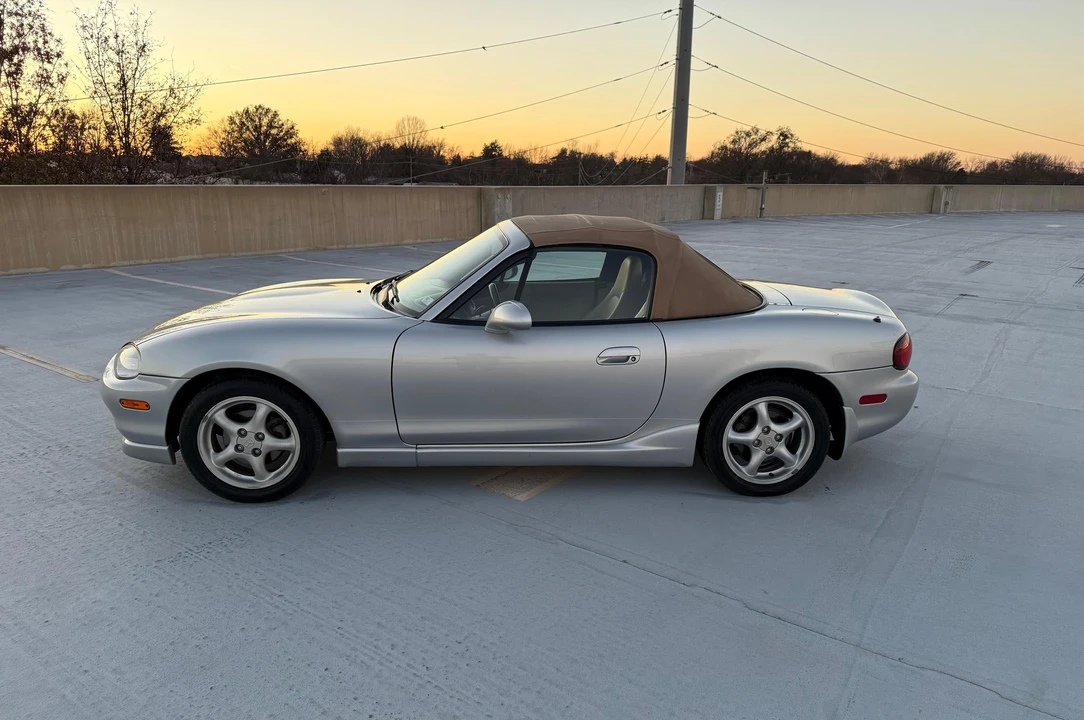 1999 Mazda NB MX-5 Miata - Image 13 of 31