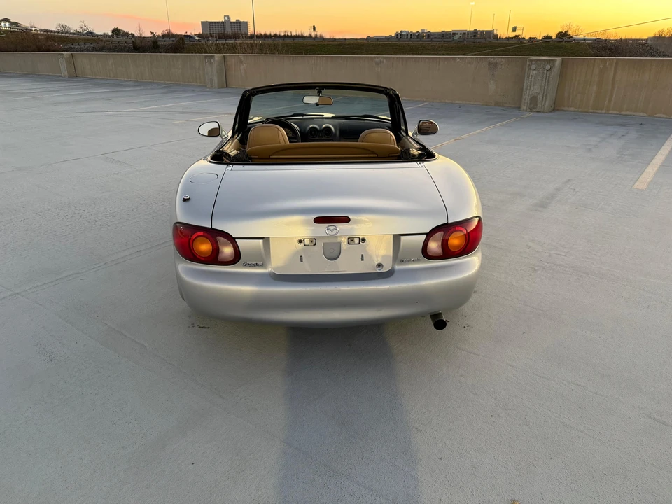 1999 Mazda NB MX-5 Miata - Image 9 of 31