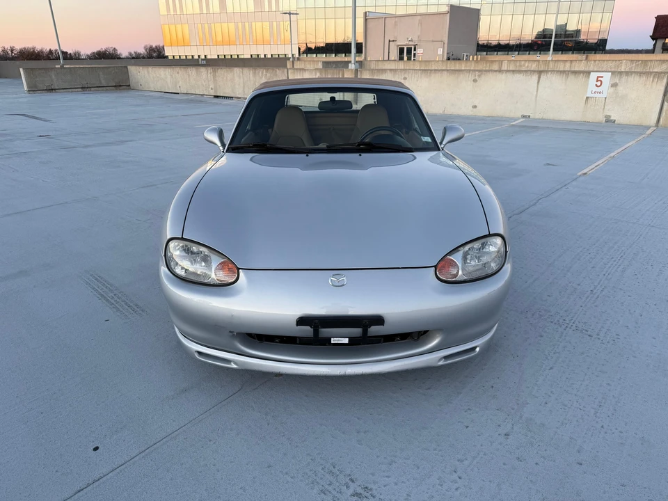 1999 Mazda NB MX-5 Miata - Image 11 of 31