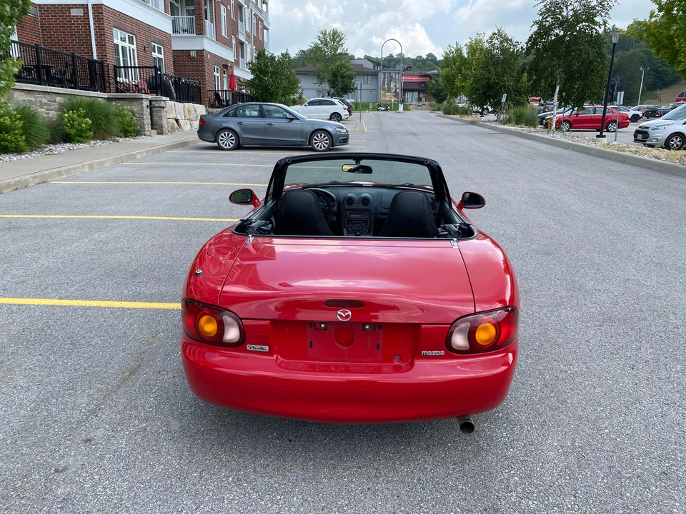 1999 Mazda NB MX-5 Miata - Image 8 of 31