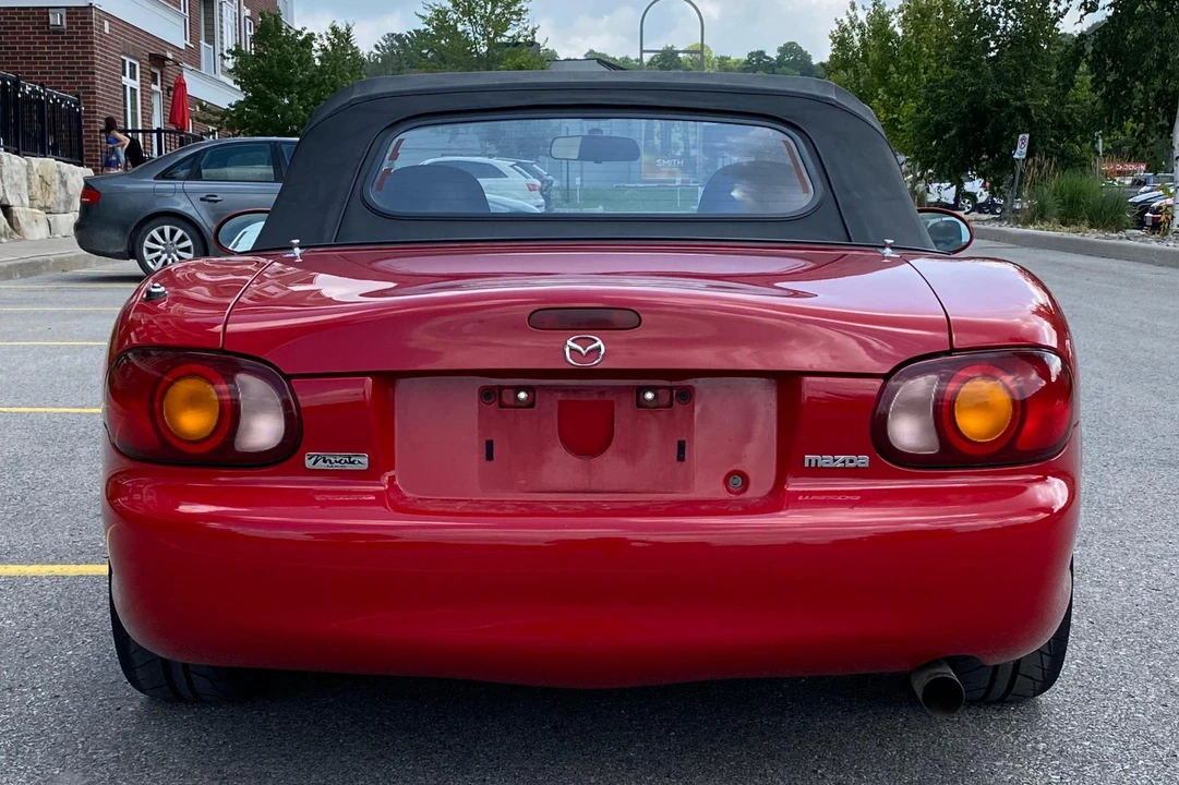 1999 Mazda NB MX-5 Miata - Image 5 of 31