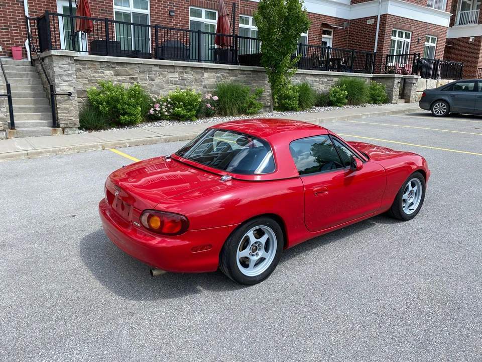 1999 Mazda NB MX-5 Miata - Image 25 of 31