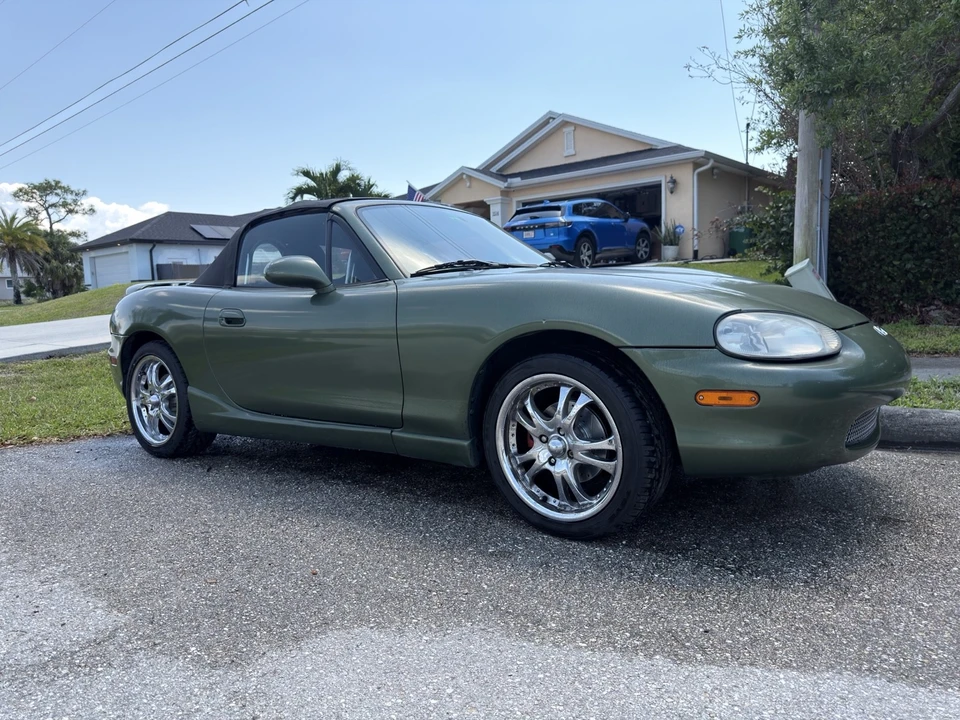 1999 Mazda NB MX-5 Miata - Image 2 of 12