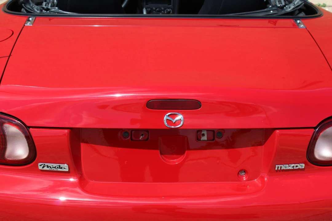1999 Mazda NB MX-5 Miata - Image 28 of 31
