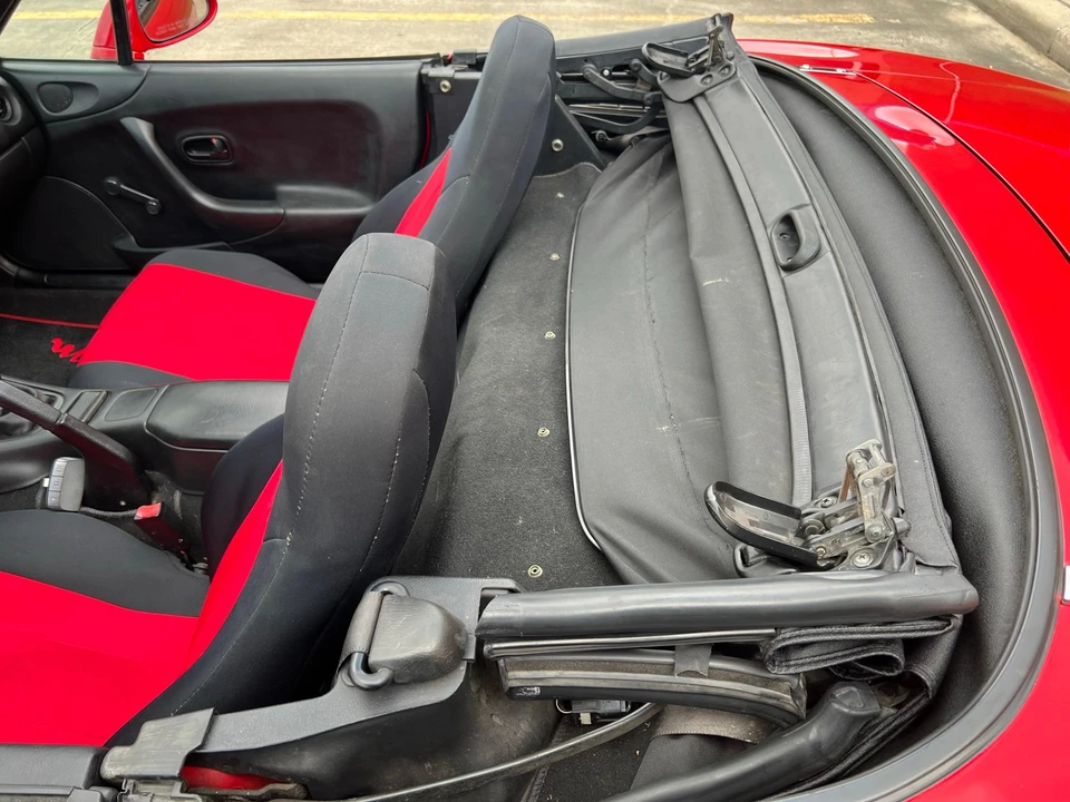 1999 Mazda NB MX-5 Miata - Image 24 of 31