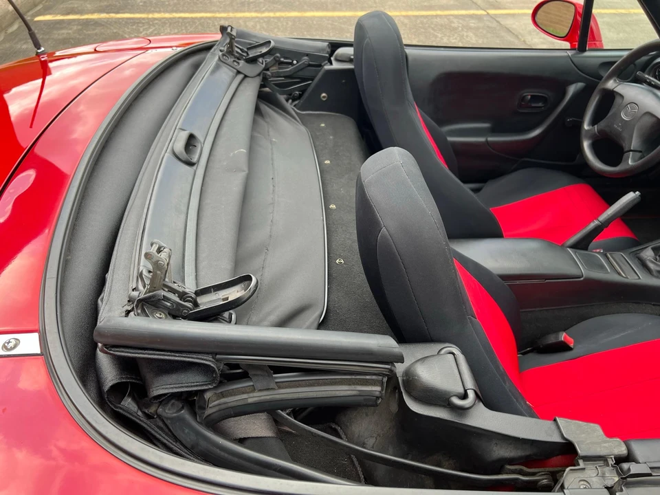 1999 Mazda NB MX-5 Miata - Image 29 of 31