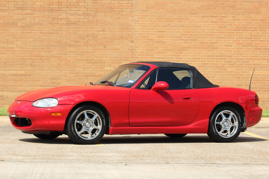 1999 Mazda NB MX-5 Miata - Image 13 of 31