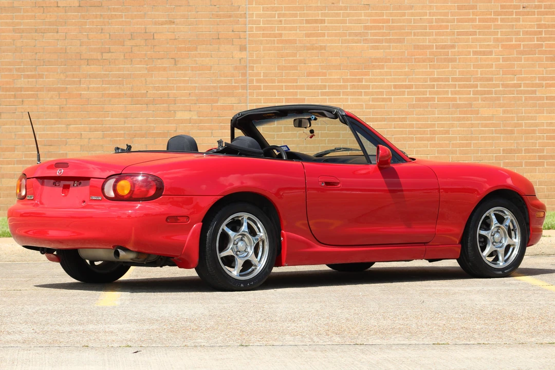 1999 Mazda NB MX-5 Miata - Image 4 of 31