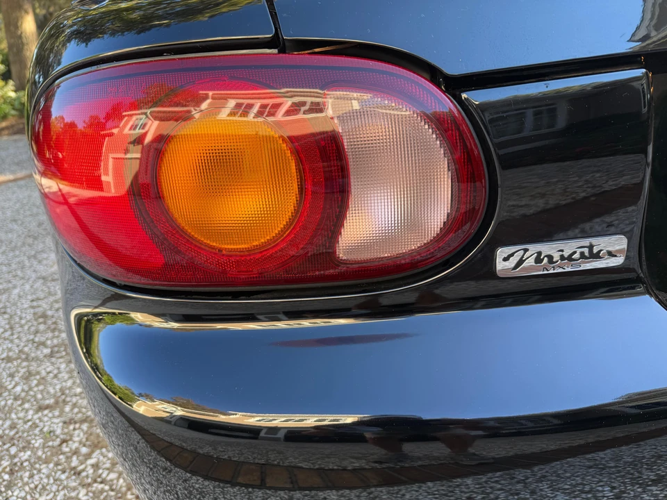 1999 Mazda NB MX-5 Miata - Image 17 of 31