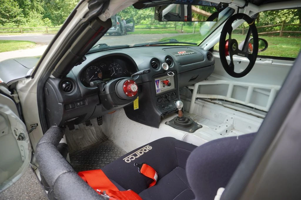 1999 Mazda NB MX-5 Miata - Image 26 of 31