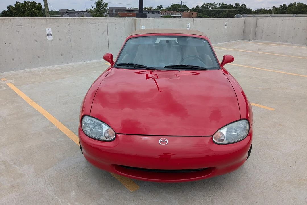 1999 Mazda NB MX-5 Miata - Image 13 of 23