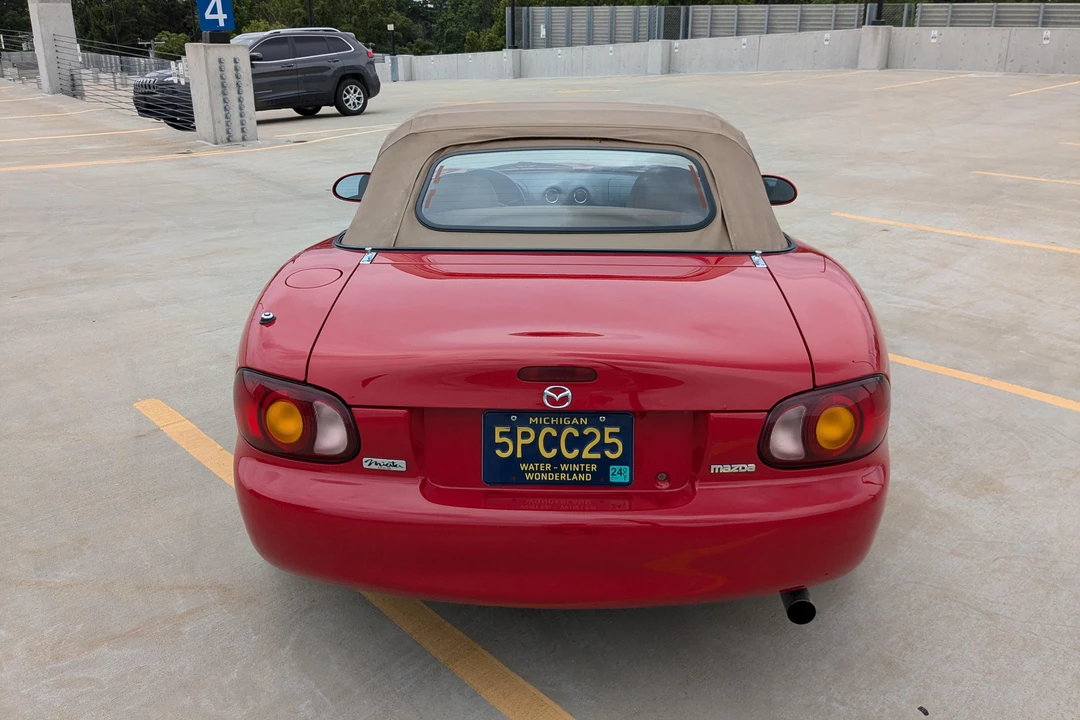 1999 Mazda NB MX-5 Miata - Image 17 of 23