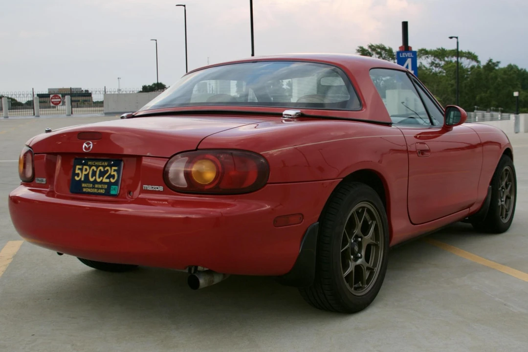 1999 Mazda NB MX-5 Miata - Image 4 of 23