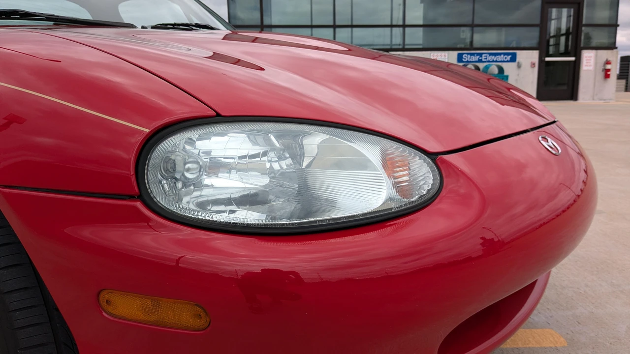 1999 Mazda NB MX-5 Miata - Image 22 of 23