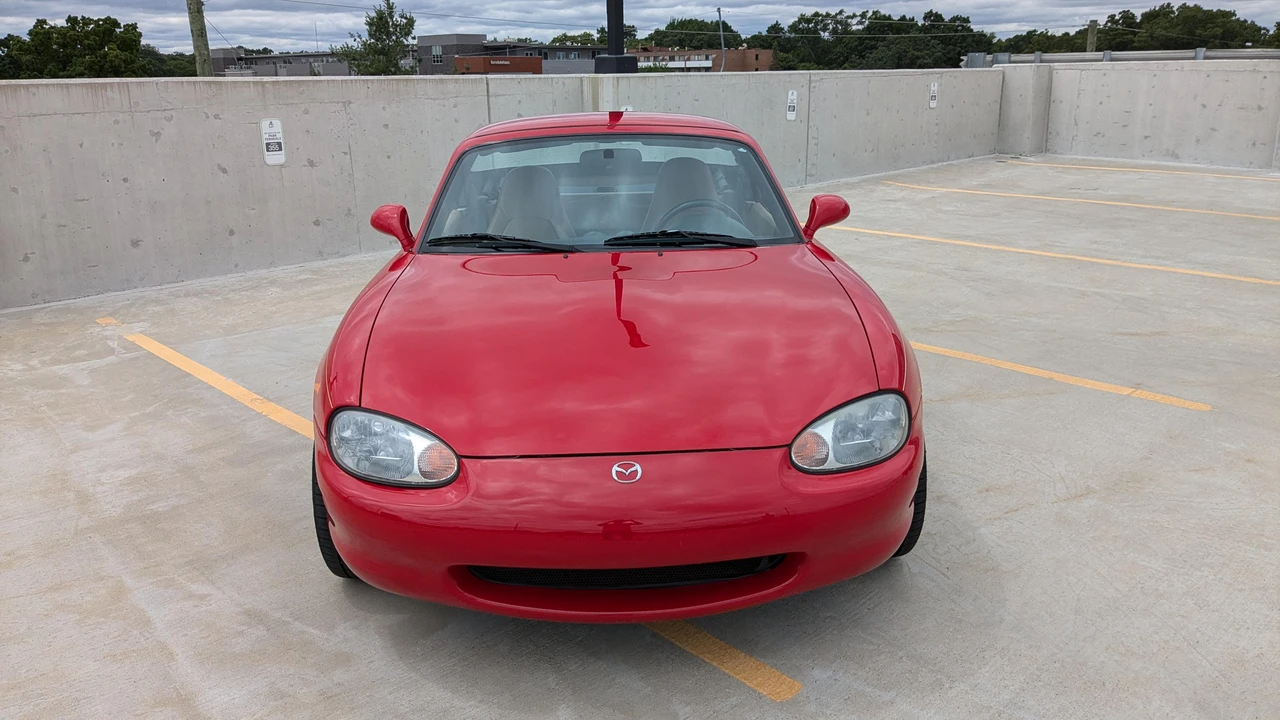 1999 Mazda NB MX-5 Miata - Image 19 of 23