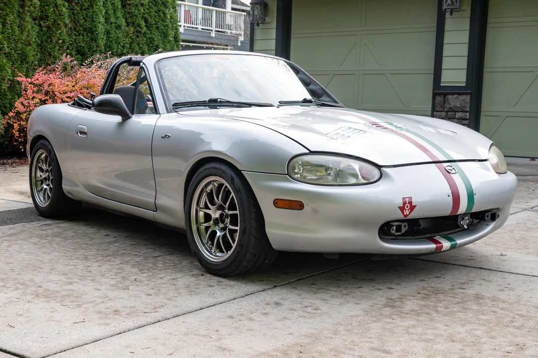 1999 Mazda NB MX-5 Miata - Image 9 of 31