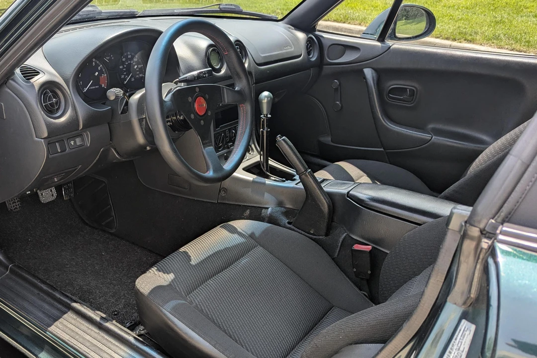 1999 Mazda NB MX-5 Miata - Image 28 of 31