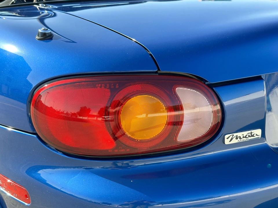 1999 Mazda NB MX-5 Miata - Image 30 of 31