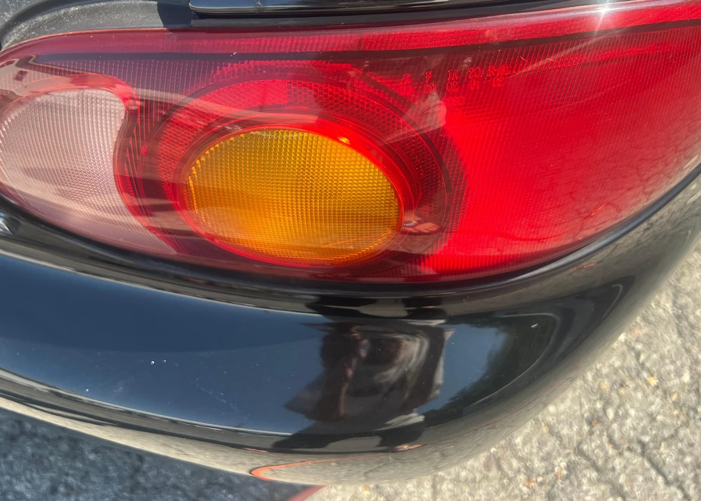 1999 Mazda NB MX-5 Miata - Image 17 of 31
