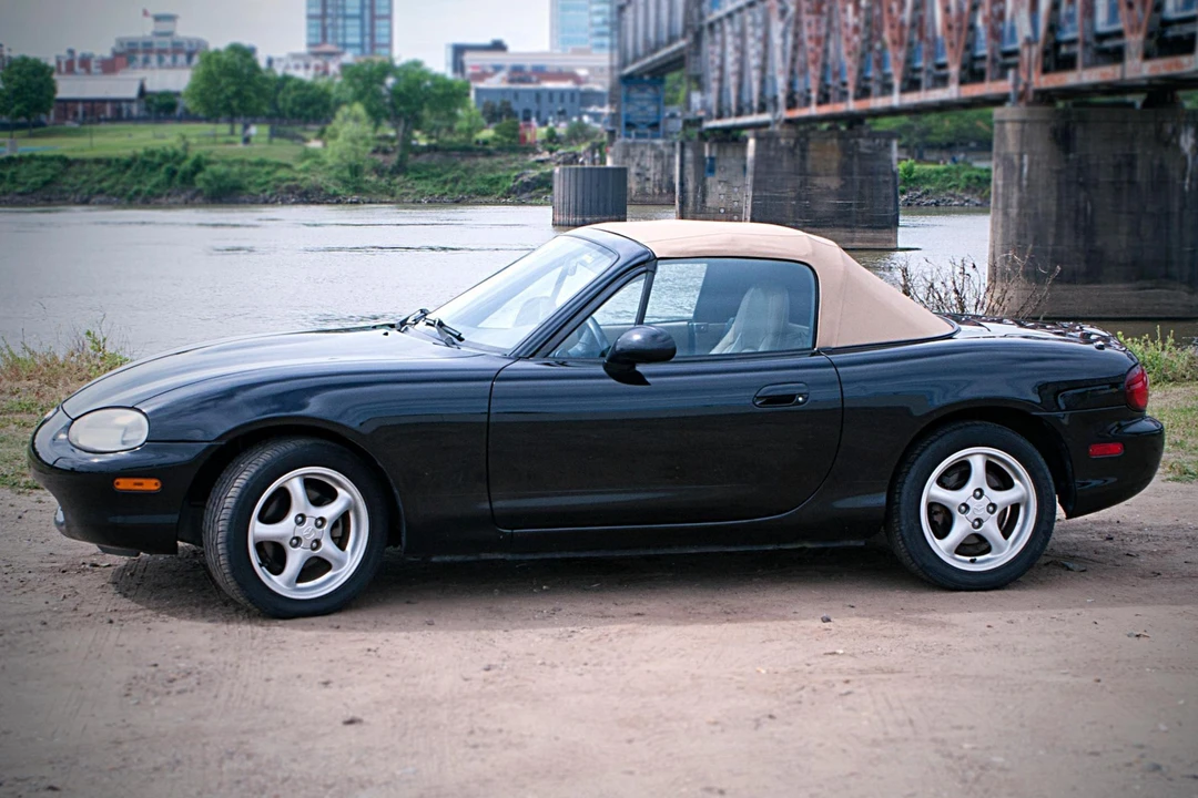1999 Mazda NB MX-5 Miata - Image 3 of 31