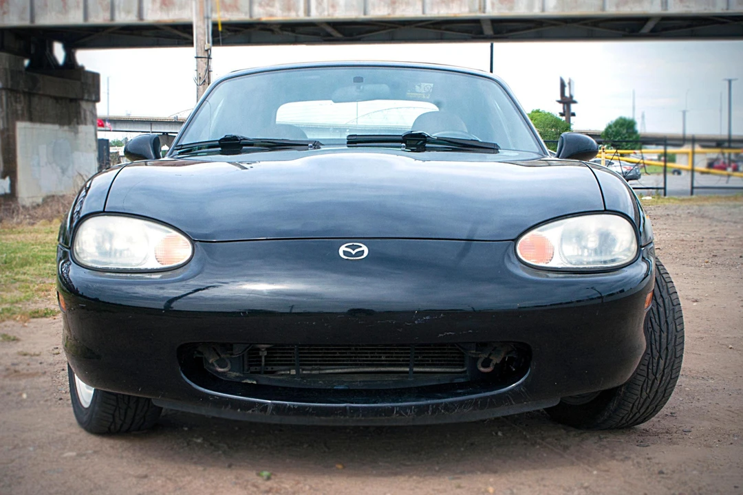 1999 Mazda NB MX-5 Miata - Image 2 of 31