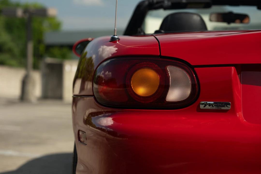 1999 Mazda NB MX-5 Miata - Image 27 of 31
