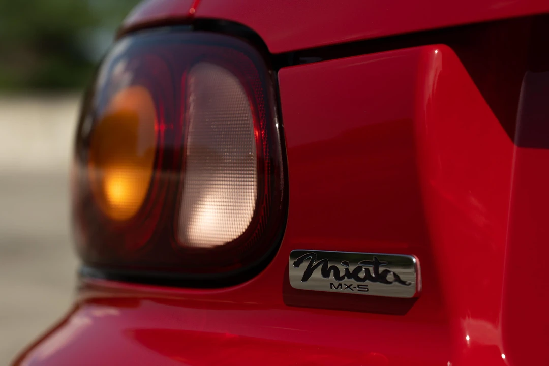 1999 Mazda NB MX-5 Miata - Image 28 of 31