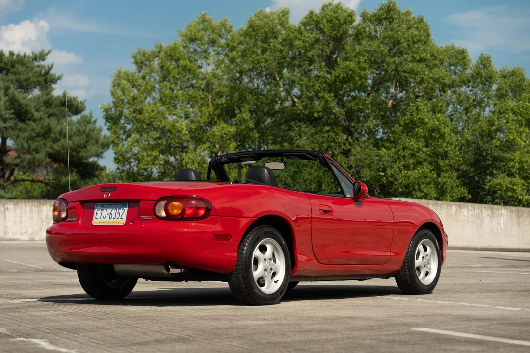 1999 Mazda NB MX-5 Miata - Image 11 of 31