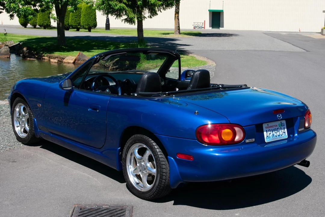 1999 Mazda NB MX-5 Miata - Image 4 of 31